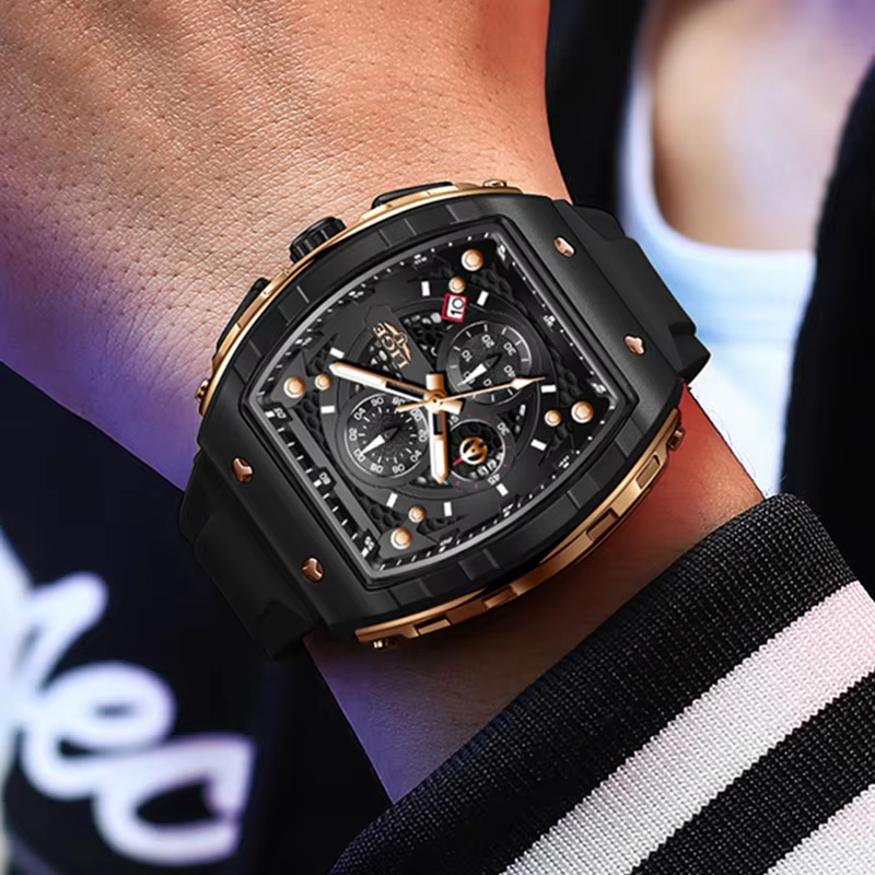 ساعة يد رجالية فاخرة من العلام - مراجعة Luxury Watch Magazine وسعره